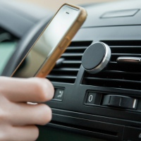 Магнитный держатель для смартфонов Cinch. Артикул р11374.10