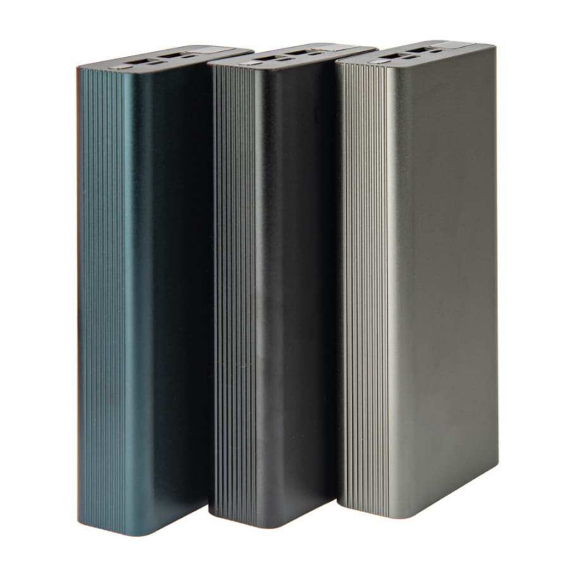 Универсальный аккумулятор OMG Iron line 20 (20000 мАч), металл, 14,7х6.6х2,7 см, синий, серебристый, черный. Артикул и37180